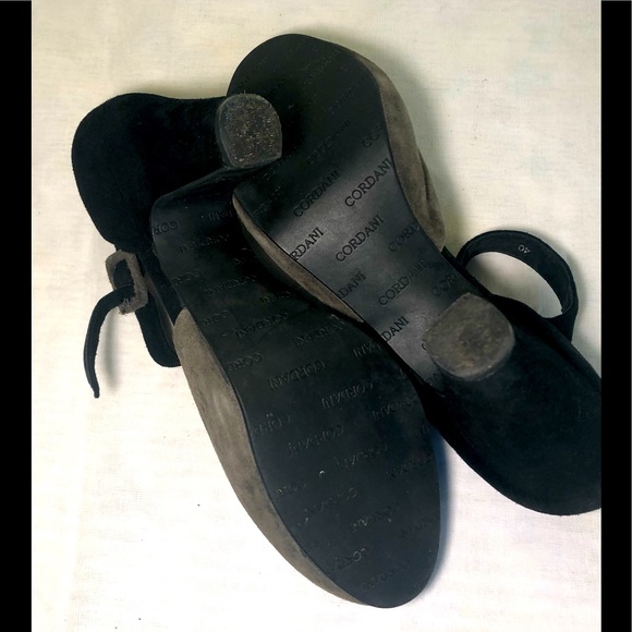 Cordani suede heels - Picture 11 of 14